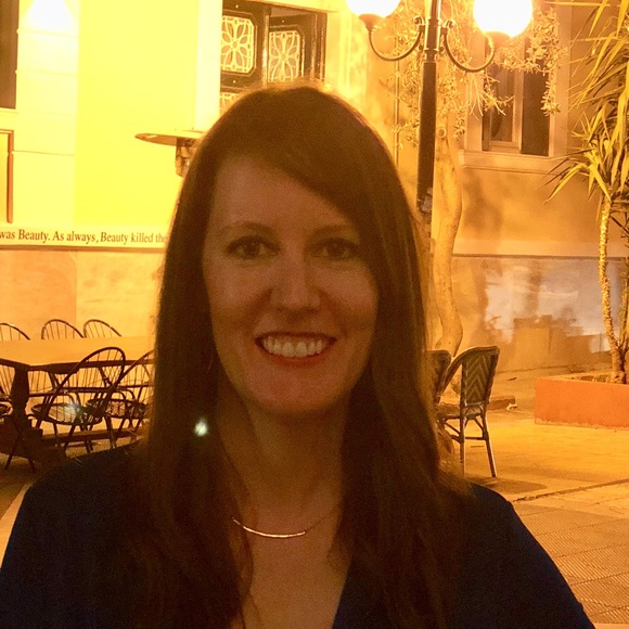 Meet your Posher, Mandie - Picture 1 of 1